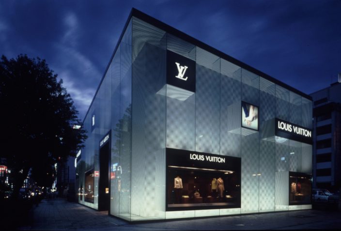 Façade details of the 5th Avenue Louis Vuitton Store, Jun Aoki, New