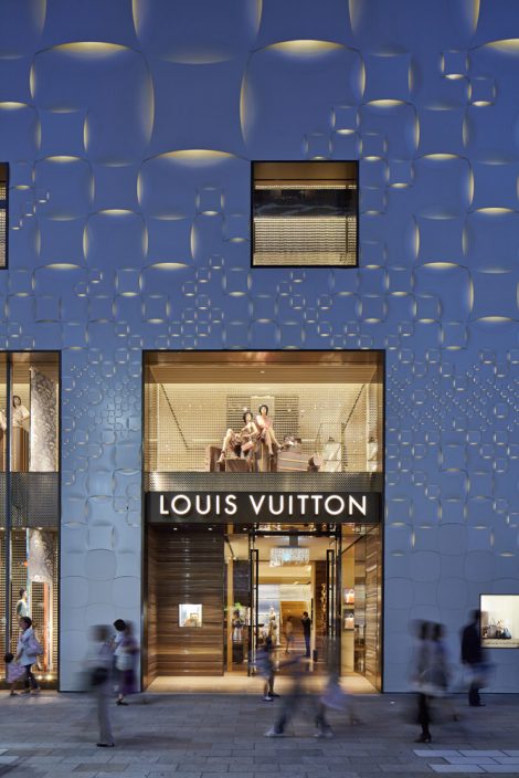 Louis Vuitton on X: In his own words. Hear world-renown architect #JunAoki  share how he designed the Tokyo Ginza Namikidori store. Download the # LouisVuitton App to discover this and more interactive experiences